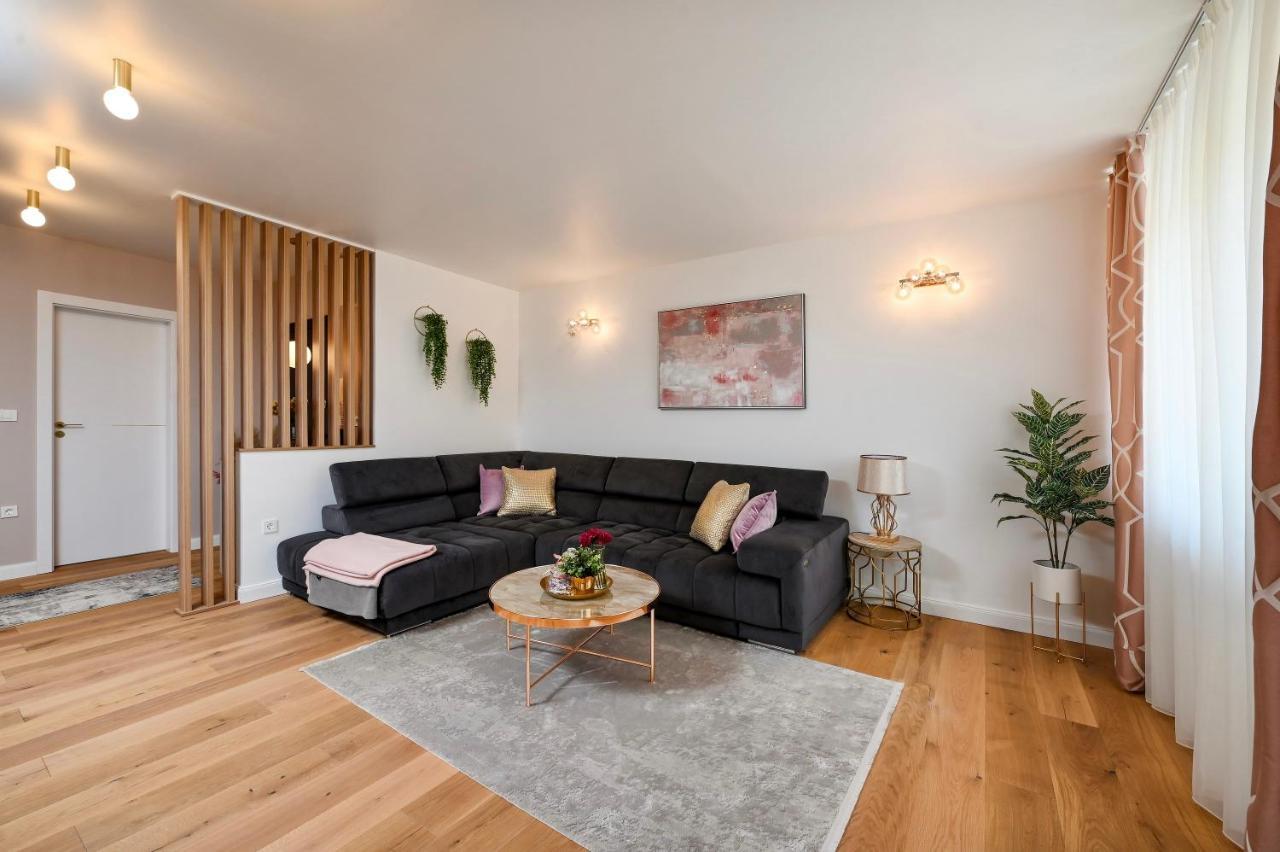 S Design Apartment ซาดาร์ ภายนอก รูปภาพ